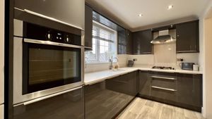 Photo 14- click for photo gallery